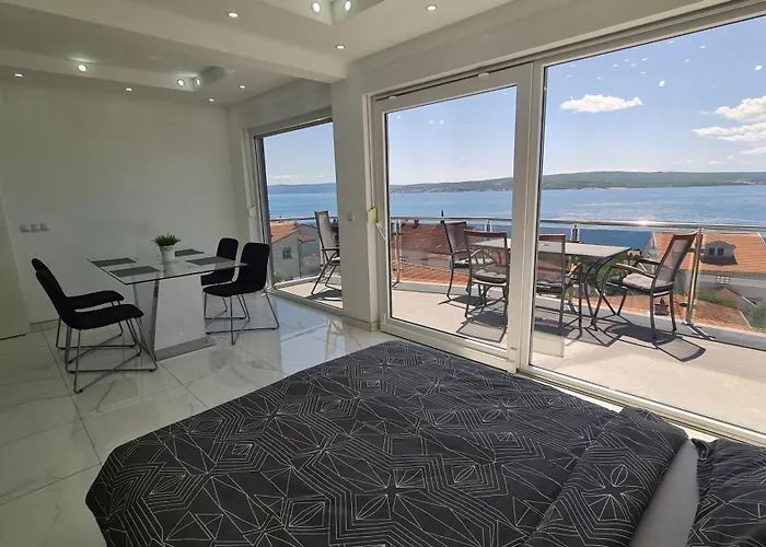 Blazevic, Heated Pool&jacuzzi * 드라말리