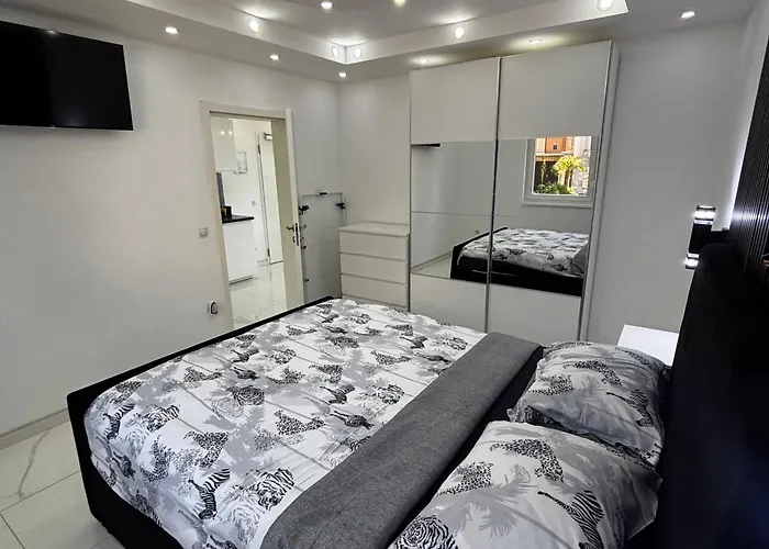 Blazevic, Heated Pool&jacuzzi