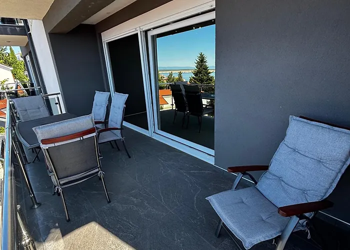 Blazevic, Heated Pool&jacuzzi *