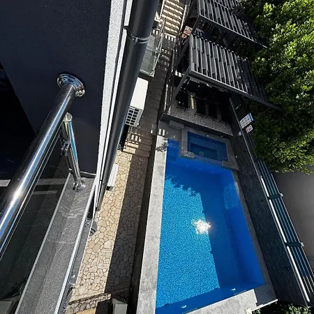 Blazevic, Heated Pool&jacuzzi * Dramalj